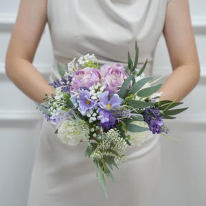 Lavender Bridal Bouquet White Babybreath Wedding Bouquet Bridal Bouquet Purple Wdding Bouquet Bridesmaids Buquet Lilac Bridal Bouquet