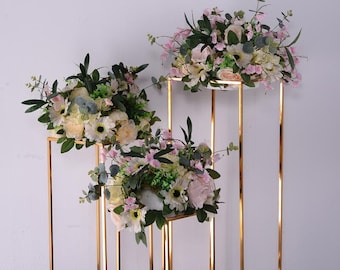 High Quality Electrofacing Tall Gold Metal Flower Stand Set Centerpieces Flowers Stand for Wedding Party Desktop Decoration