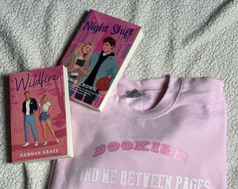 bookish babe  | sweater | bookish merch | bookaholic | reader | books | bookadict