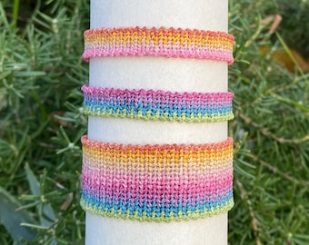 Breites Armband, breites Armband, Fadenarmband, Micromakramee, Inka-Trail-Armband, Reisknoten.