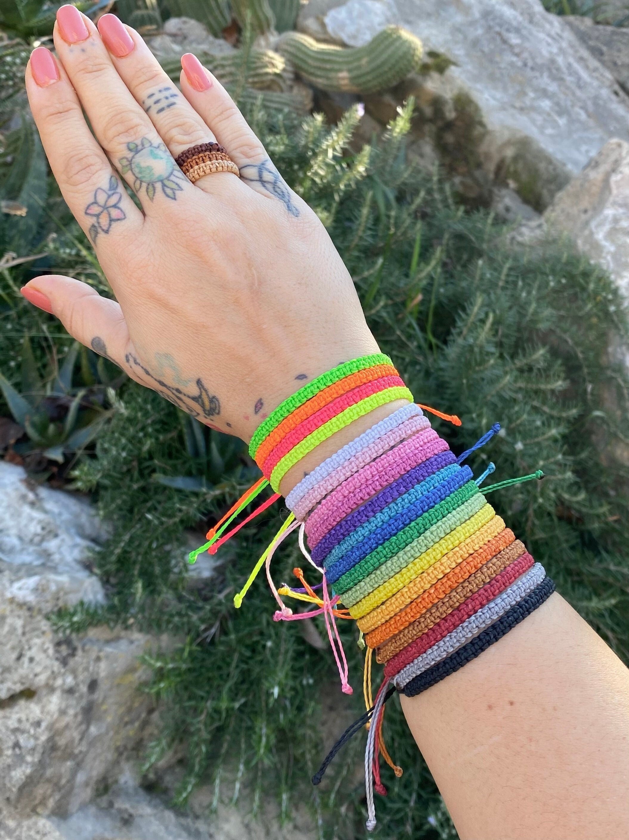 Minimalist friendship bracelets deals