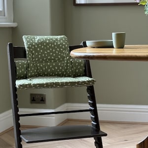 Wipeable Cushion the Stokke Tripp Trapp Highchair - Elderflower