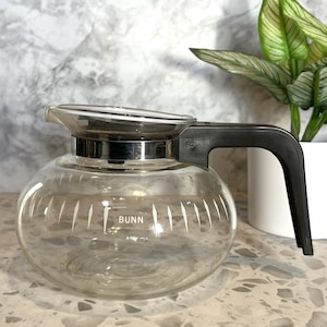 Vintage 1970s Bunn A25 Glass Coffee Carafe – 6-Cup Replacement Pot with Atomic Diamond Design