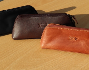Leather pencil case, full-grain leather, handmade, genuine leather pencil pouch with zipper, pencil bag for school or office, sustainable gift