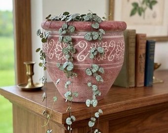 Maceta de terracota estilo barril estilo bohemio - Maceta floral beige y roja hecha a mano - Maceta de cerámica para interior y exterior con drenaje - Decorativa de 15 cm