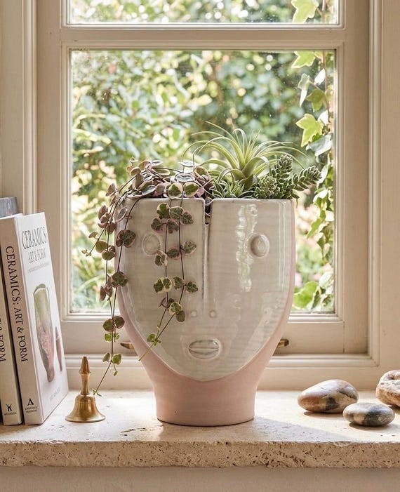 Modernes Gesicht Planter mit String of Hearts Haar | Groer bertopf aus  Keramik fr Zimmerpflanzen | Boho Wohndekor Geschenk | Wei Beige  Blumentopf - Etsy.de