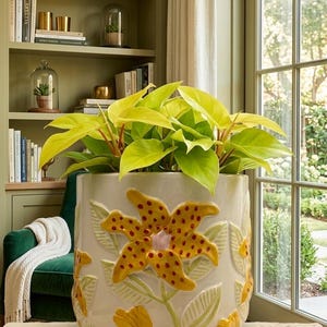 Vaso de cerâmica grande com lírio amarelo - Vaso decorativo de 18 cm para plantas de interior, decoração vibrante de primavera para a casa, sem furo de drenagem.
