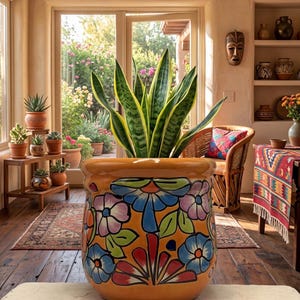 Mexican Talavera Planter - Hand-Painted Ceramic Flower Pot - Colorful 7-Inch Floral Pot for Indoor/Outdoor Plants - Authentic Mexican Decor