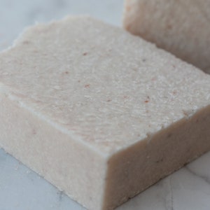 Lavender & Lemongrass Salt Bar Refreshing Soap Spa Soap Vegan Soap Cold Process Soap Essential Oil Soap Handmade Soap zdjęcie 5