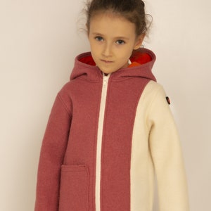 Boiled wool children's jacket with hood and pocket, for autumn and winter, one side in white image 7