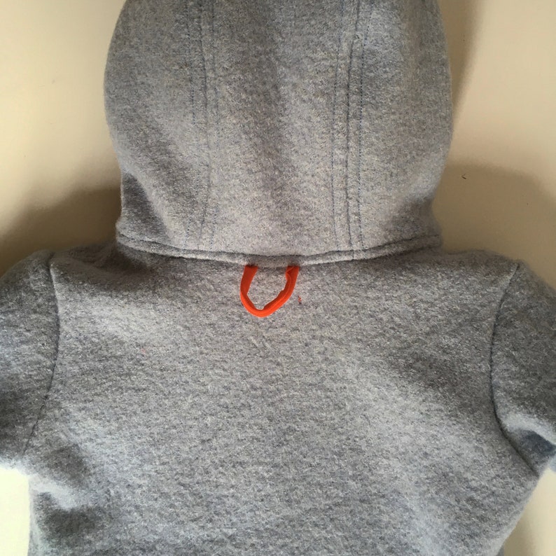 Boiled wool jacket for children with hood and pockets, single colour image 4