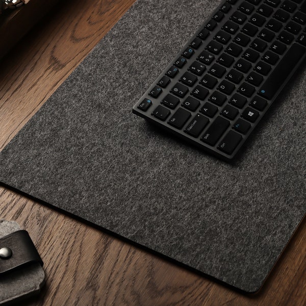 Desk Mat,100% Merino Wool Felt,Cork,Desk Pad,Dark Grey,Home,Office,Workspace,Desk Blotter,Tapis de Bureau,Schreibtischunterlage Filz