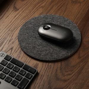 Rundes Mauspad, 100% Merino Wollfilz, Kork, Dunkelgrau, rutschfest, Schreibtisch-Design, Laptop, Schreibtisch-Mauspad, Musemåtte, Tapis de Souris, Filz Mousepad