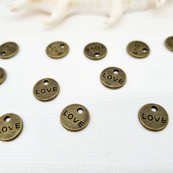 Lot de 6 breloques bronze gravé love, 0.9 mm