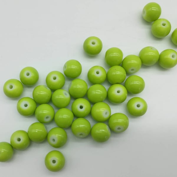 Perles en verre 8 mm vert pomme