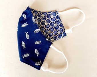 Reversible and adjustable child mask