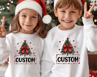PNG de Navidad para niños, diseño de árbol de Navidad con nombre personalizado, camiseta de Navidad para bebé, descarga digital de regalo navideño para niños pequeños, D365
