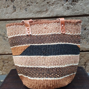 Handwoven gemoetrical bag, Kiondo handbag, Woven handbag, Sisal bag, African handbag, Kenyan handbag, sisal Handbag,