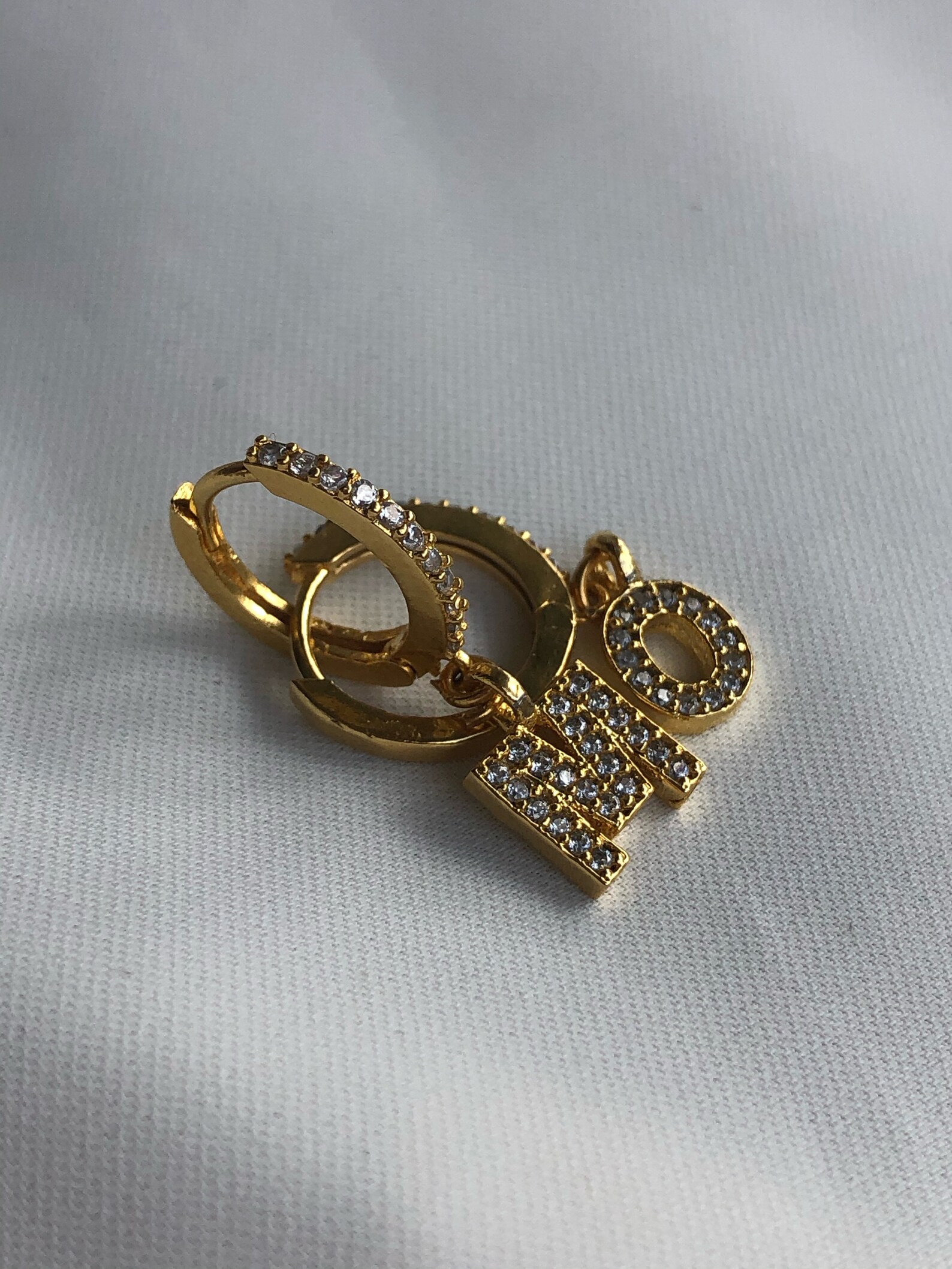 14 K CUSTOMİZABLE GOLD LETTER earrings personalizated | Etsy
