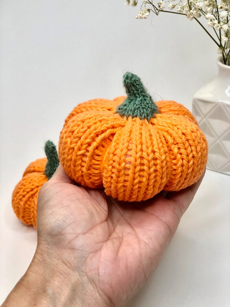 Knitting pattern Pumpkins pattern. Easy Halloween and Etsy