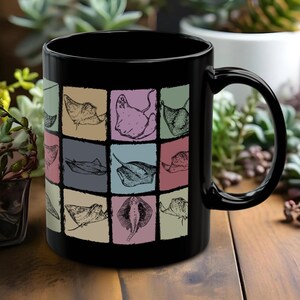 Stingray Lover Mug, Vintage Ocean Animal Coffee Cup, Retro Sea Life Gift, Marine Enthusiast Mug, Ocean Lover Gift, Stingray Art Mug