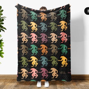 Werewolf Blanket, Horror Lover Throw Gift, Full Moon Creature Decor, Cozy Wolfman Art Blanket, Spooky Fantasy Sofa Throw, Gothic Gift Idea