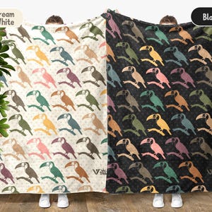 Retro Toucan Blanket, Tropical Bird Lover Throw, Colorful Jungle Decor Gift, Exotic Rainforest Animal Art Cozy Bright Toucan Pattern Blanket