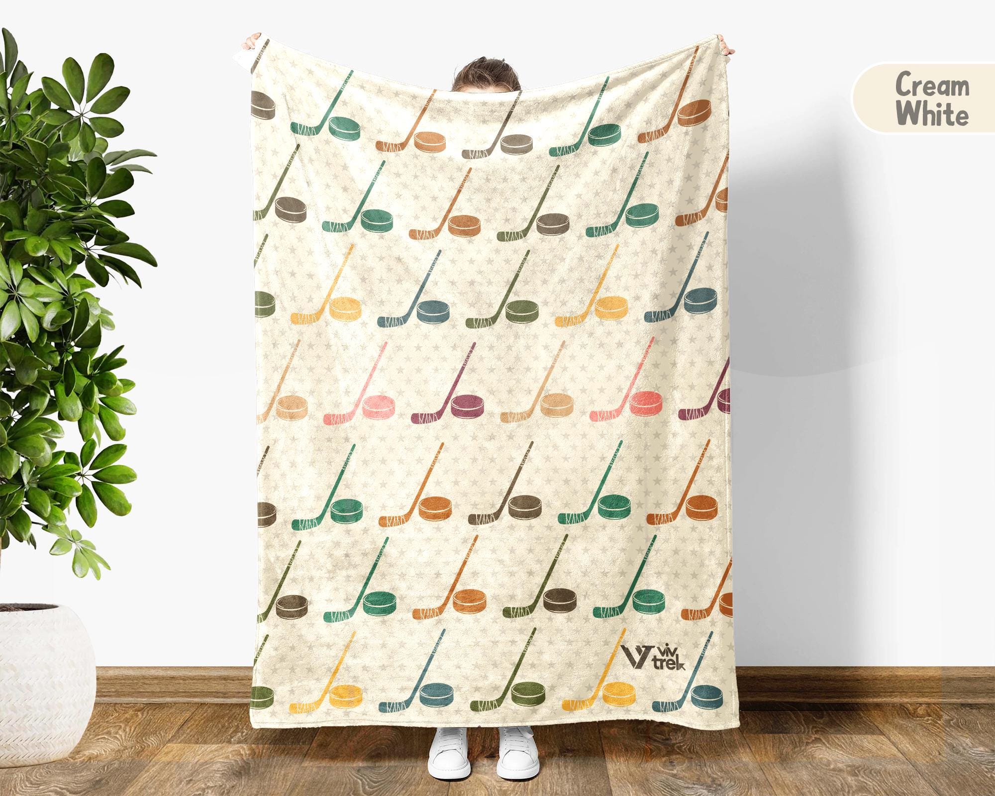 Retro Ice Hockey Lover Blanket Gift, Cozy Throw for Hockey Fans, Ice Rink Team Decor, Unique Athlete Enthusiast Blanket, Sports Lover Gift