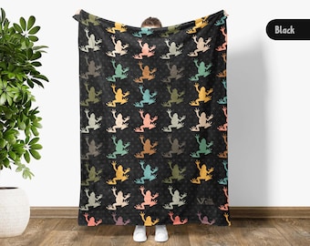 Vintage Frog Blanket Gift, Gift For Frog Lover, Distressed Retro Cottagecore Blanket, Frog Goblincore Blanket