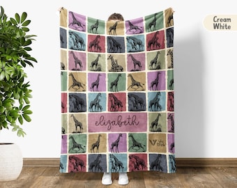 Personalized Name Giraffe Gift Blanket, Vintage Custom Giraffe Lover Throw, Retro Animal Blanket, Cozy Giraffe Blanket, Wildlife Lover Gift