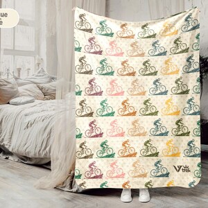 Vintage Cycling Gift Blanket, Retro Bicycle Lover Throw, Cozy Mountain Bike Blanket, Unique Outdoor Decor for Cyclists, Funny MTB Gift Throw afbeelding 6