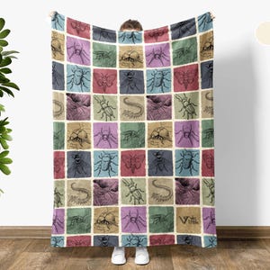 Vintage Insect Lover Blanket, Bug Themed Throw, Nature Insects Decor, Entomology Gift, Insect Garden Blanket
