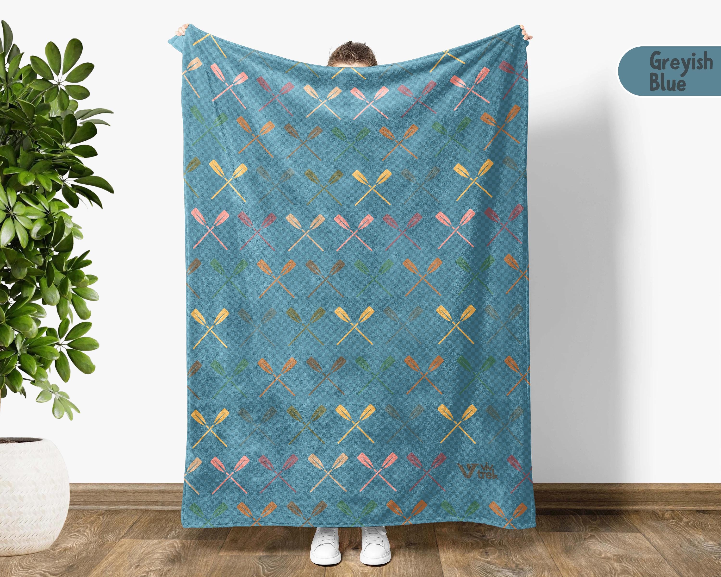 Kayaking Lover Blanket Gift, Cozy Throw for Adventure Seekers, Retro Kayak Decor, Unique Paddling Enthusiast Blanket, Rowing Boating Gift