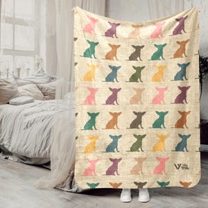 Chihuahua Dog Gift Blanket, Vintage Chihuahua Lover Throw, Retro Dog Fleece Blanket, Cozy Chihuahua Graphic Blanket, Unique Pet Lover Gift
