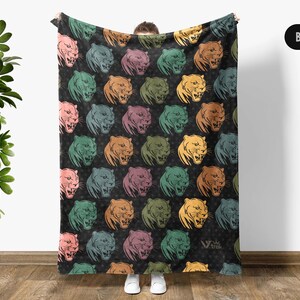 Vintage Panther Head Blanket, Big Cat Wildlife Throw, Cozy Animal Print Blanket, Retro Panther Gift, Unique Wild Animal Home Decor
