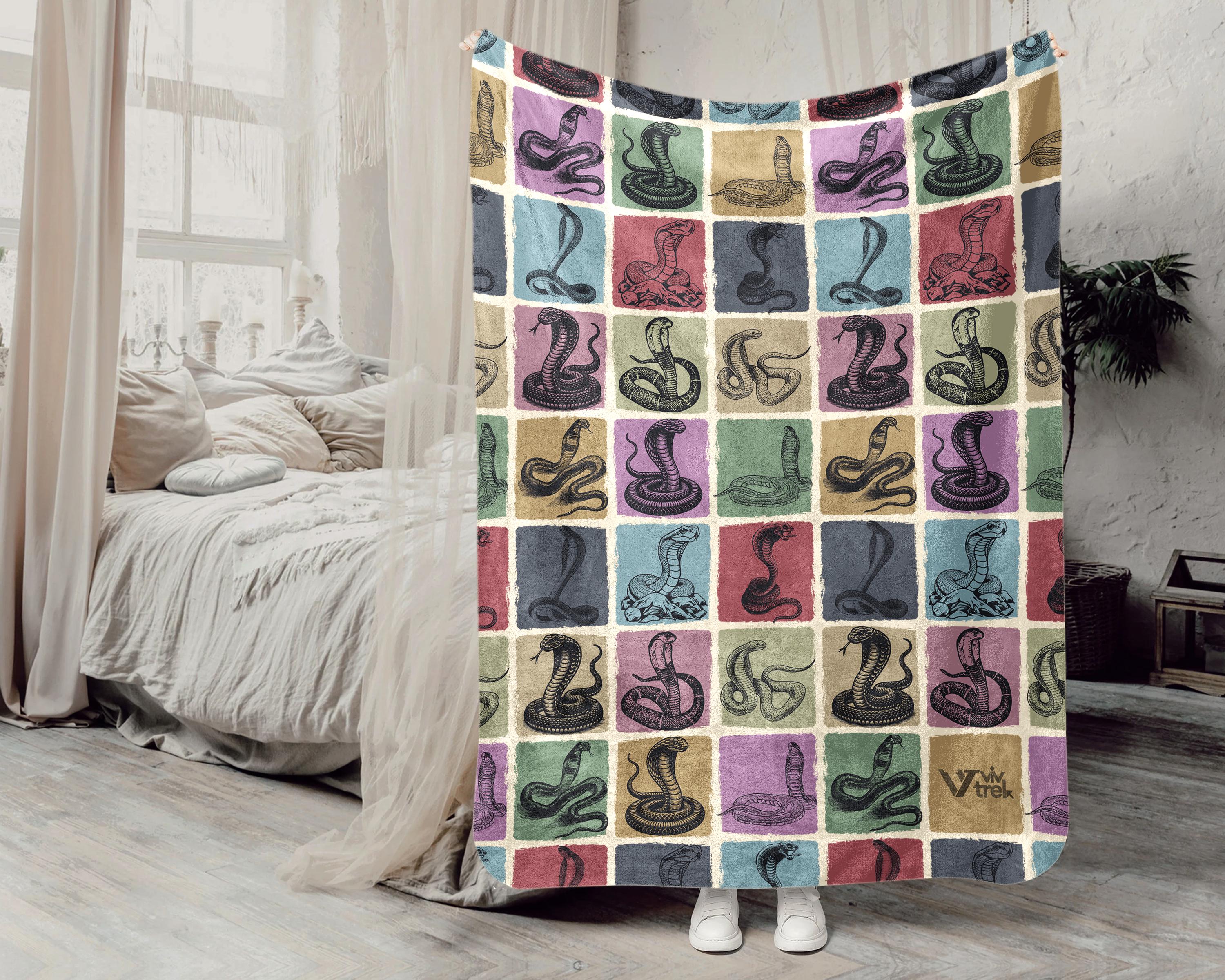 クイーン おはよ٩( 'ω' )و木曜日だよ🌲 クイーンズメール届くのでみてね