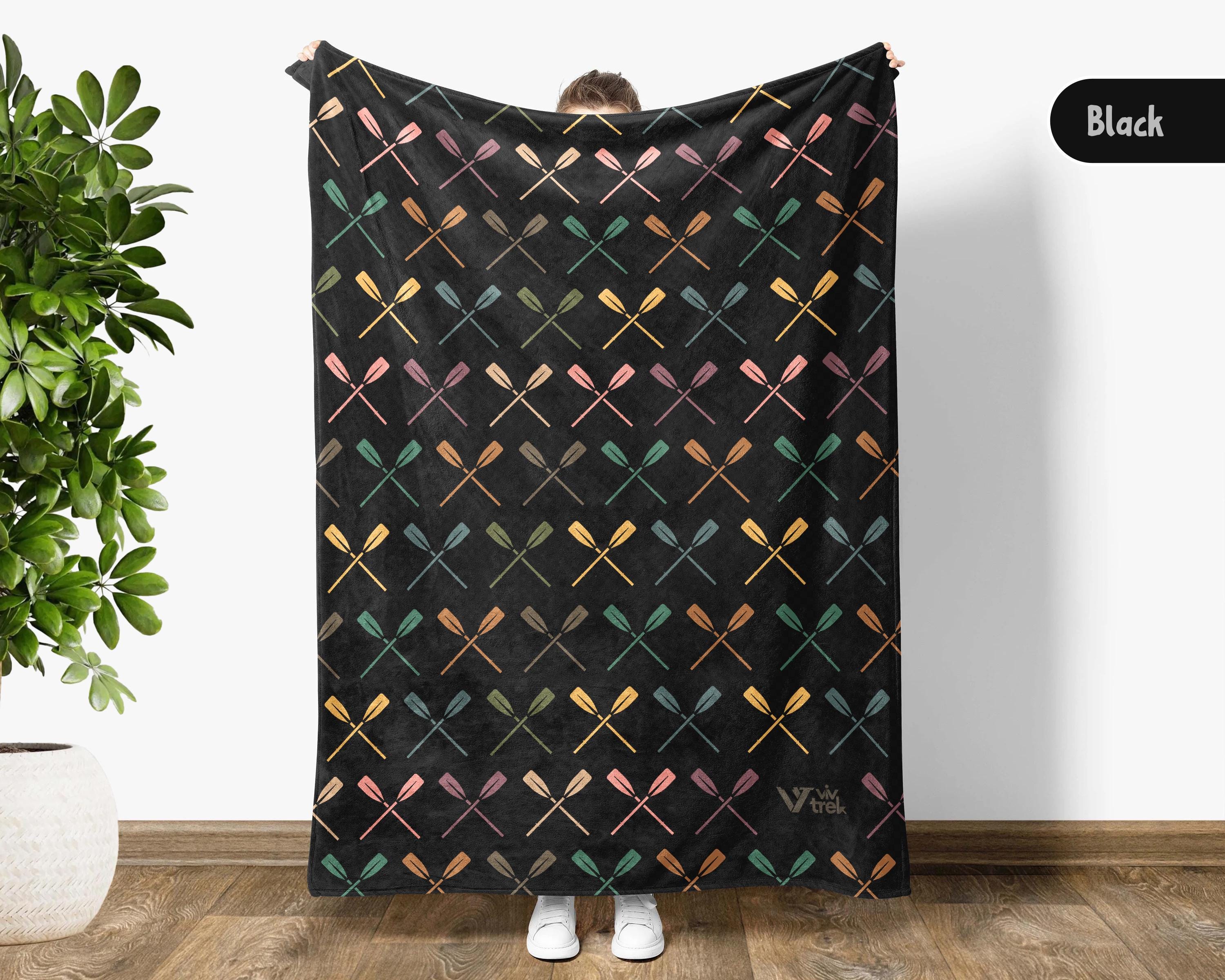 Kayaking Lover Blanket Gift, Cozy Throw for Adventure Seekers, Retro Kayak Decor, Unique Paddling Enthusiast Blanket, Rowing Boating Gift
