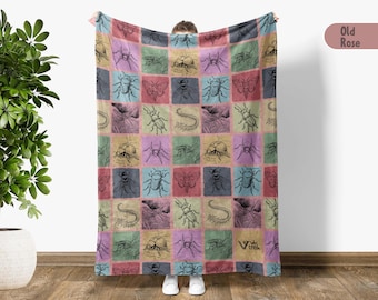 Vintage Insect Lover Blanket, Bug Themed Throw, Nature Insects Decor, Entomology Gift, Insect Garden Blanket