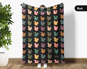 Squirrel Lover Blanket Gift, Squirrel Blanket Gift, Vintage Chipmunk Blanket, Funny  Distressed Retro Nature Blanket