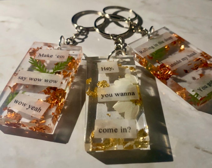 Resin Keychains - Stray kids Lyric keychains inspired - SKZ - Straykids keychains - Christmas gift ideas - gifts for her - Christmas gifts