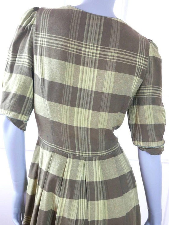 Green & Gray Plaid Summer Prairie Dress, 1990s Ge… - image 9
