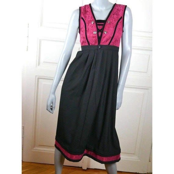 Dirndl, 1990s Bavarian Vintage Pink & Black Trach… - image 3