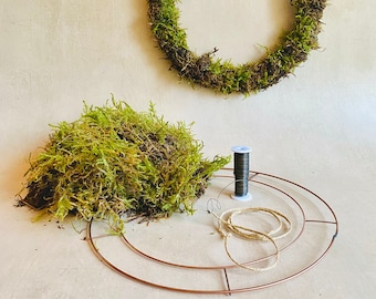 DIY Door Wreath Moss Base