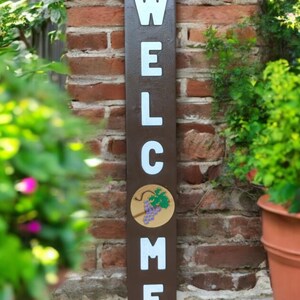 Welcome Sign with interchangeable designs / Personalized WELCOME sign