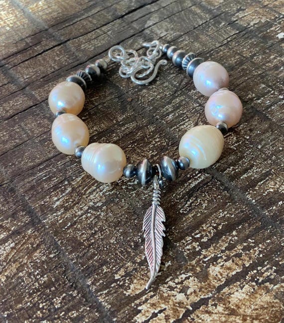 Exquisite Vintage Native American Navajo Choker Sterling Silver Tso Necklace Exquisite Vintage Native American Navajo Choker Sterling Silver Tso Necklace
