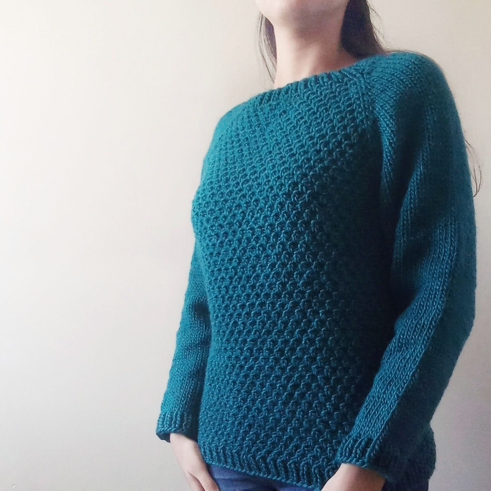 Knitting Pattern in Spanish Handmade Two needle Knitted Raglan Sweater