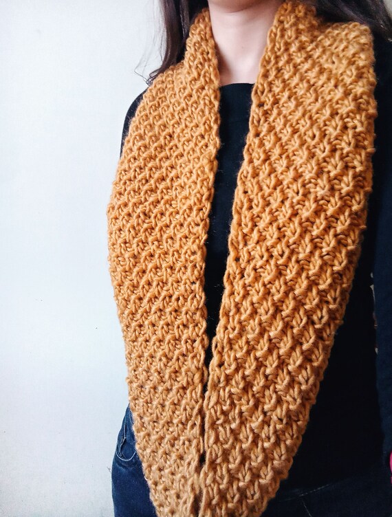 bufanda infinita a dos agujas