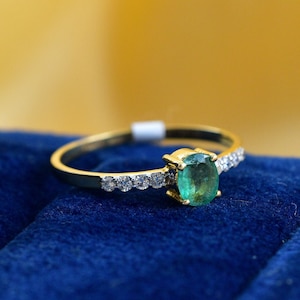 Smaragd Ring Vintage / Natürlicher Smaragd Ring mit Diamant / Smaragd Verlobungsring / 14K Massivgold