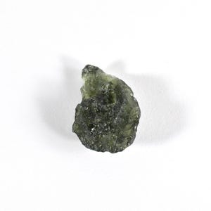 Raw Moldavite, Genuine Raw Moldavite, Czech Moldavite, Green Moldavite Crystals, Heart Chakra, Healing Gemstone, Gift for her