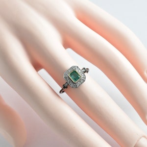 Emerald Ring Vintage / Natural Emerald Ring with Diamond/ Emerald engagement ring/ Sterling Silver image 4